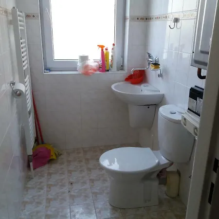 Hradna 9a * Nove Zamky